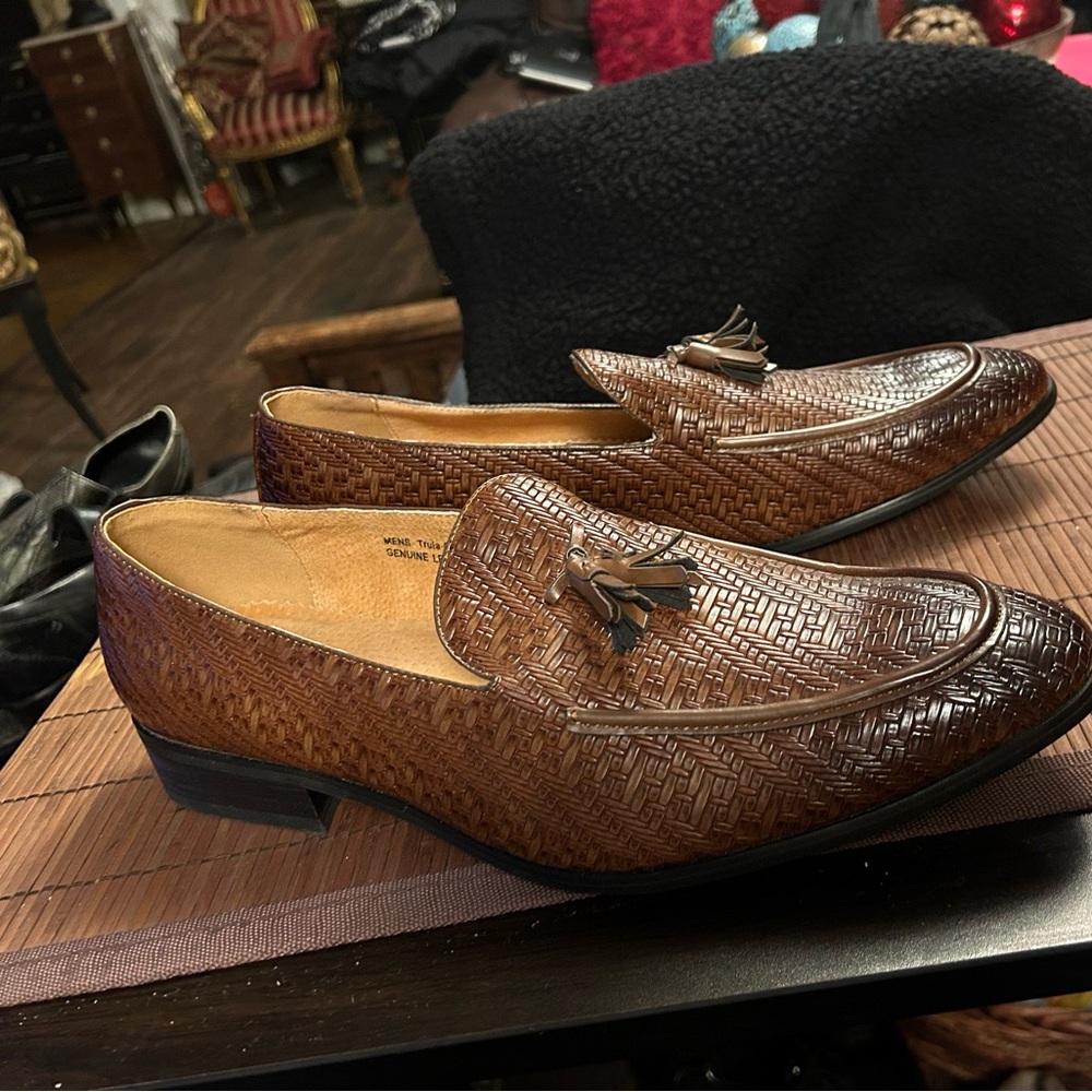 Ombre men’s dress shoes